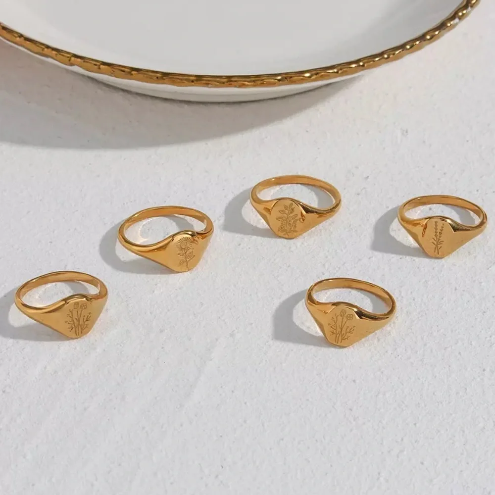 18K Gold Engraving Sunflower Ring, cute Ring, shiny Ring. - Picture 3 of 6